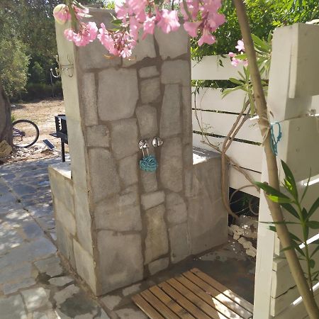 Ambra Villa Астрис Екстериор снимка